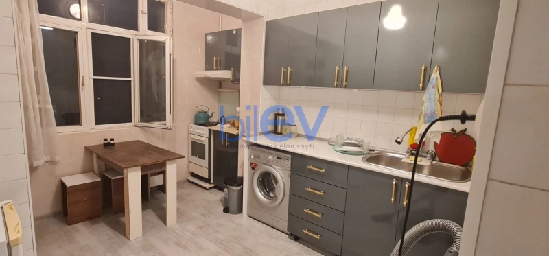 Aylıq Kirayə 3 otaqlı Köhnə Tikili bina evi  70m², Bakı