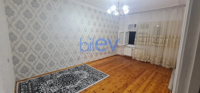 Aylıq Kirayə 3 otaqlı Köhnə Tikili bina evi  70m², Bakı