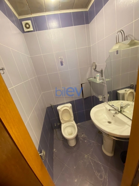 Aylıq Kirayə 4 otaqlı Ofis  160m², Bakı