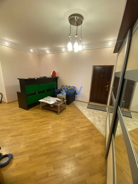 Aylıq Kirayə 4 otaqlı Ofis  160m², Bakı