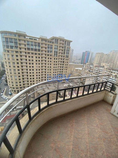 Aylıq Kirayə 4 otaqlı Ofis  160m², Bakı