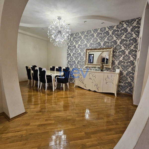Satış 3 otaqlı Yeni Tikili bina evi  134m², Bakı