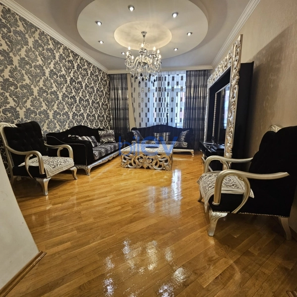 Satış 3 otaqlı Yeni Tikili bina evi  134m², Bakı