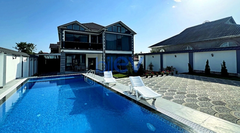 Günlük Kirayə 6 otaqlı Villa  308m², Qəbələ