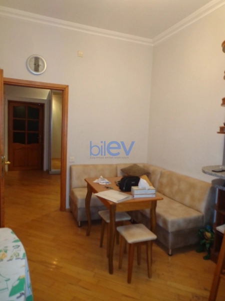 Satış 3 otaqlı   110m², Bakı