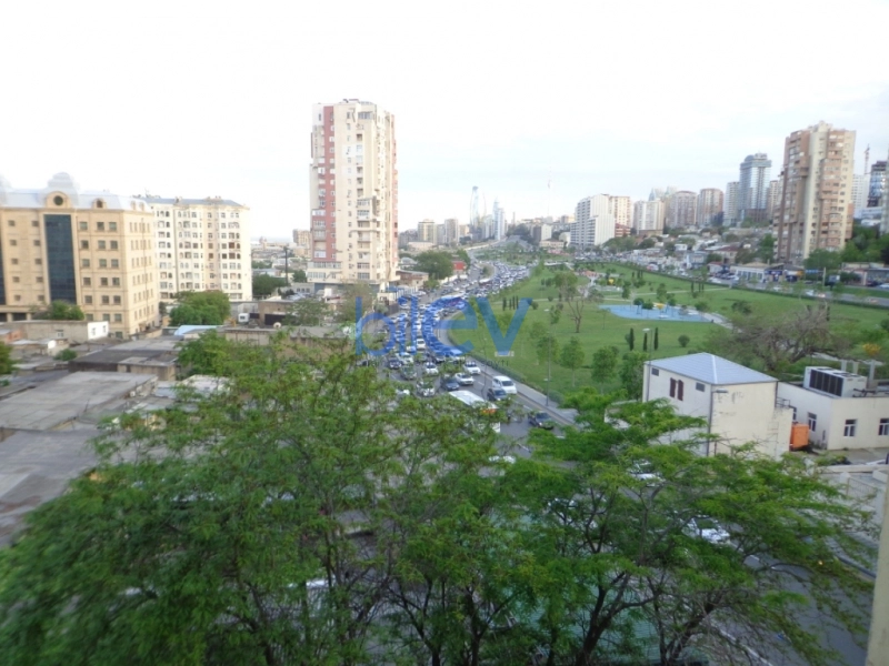 Satış 3 otaqlı   110m², Bakı