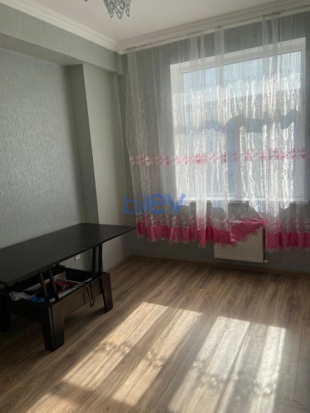 Aylıq Kirayə 3 otaqlı Yeni Tikili bina evi  80m², Bakı