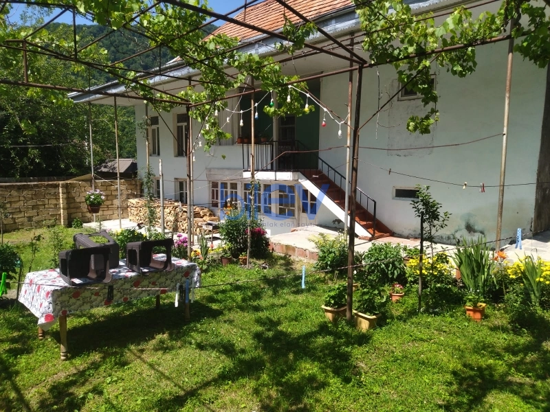 Günlük Kirayə 3 otaqlı Həyət evi  100m², Qax