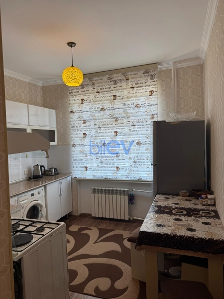 Aylıq Kirayə 2 otaqlı Köhnə Tikili bina evi  55m², Bakı