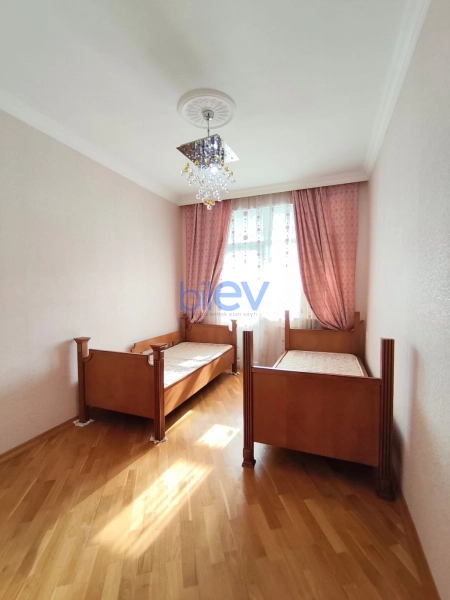 Aylıq Kirayə 3 otaqlı Yeni Tikili bina evi  100m², Bakı