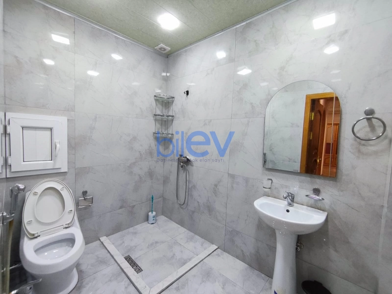 Aylıq Kirayə 3 otaqlı Yeni Tikili bina evi  100m², Bakı