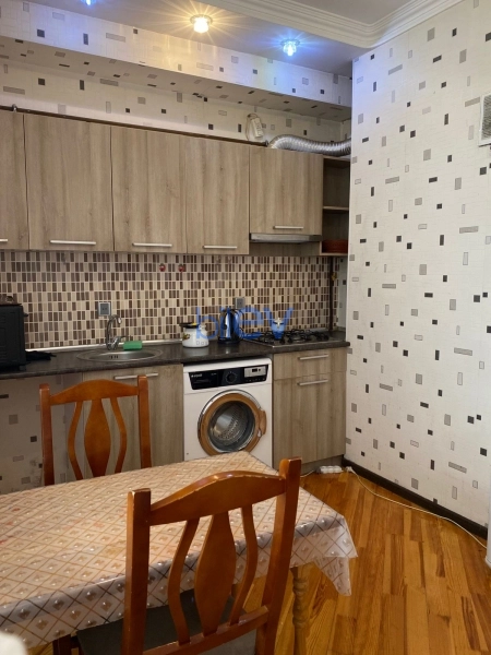 Aylıq Kirayə 2 otaqlı Yeni Tikili bina evi  87m², Bakı