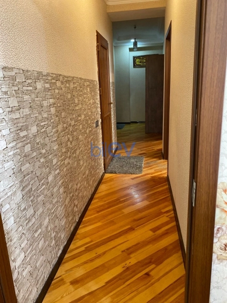 Aylıq Kirayə 2 otaqlı Yeni Tikili bina evi  87m², Bakı