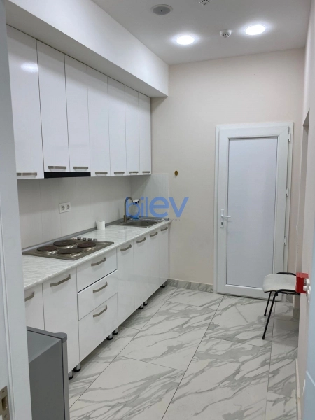 Aylıq Kirayə 5 otaqlı Ofis  107m², Bakı