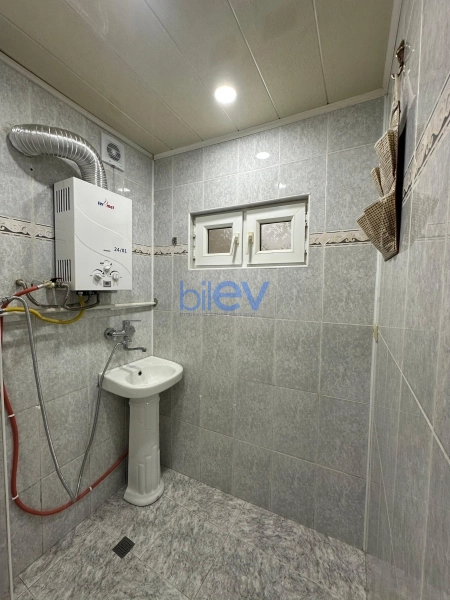 Aylıq Kirayə 1 otaqlı Köhnə Tikili bina evi  35m², Bakı