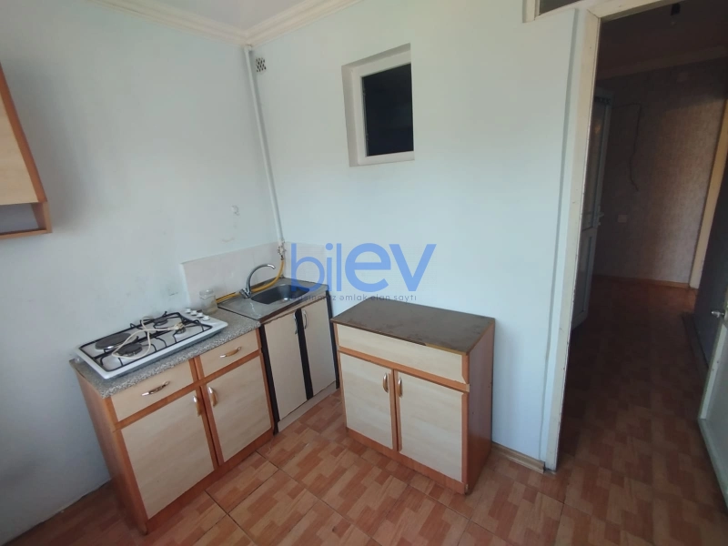 Aylıq Kirayə 2 otaqlı Köhnə Tikili bina evi  60m², Bakı