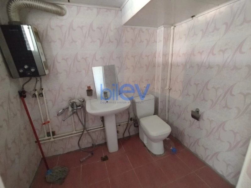 Aylıq Kirayə 2 otaqlı Köhnə Tikili bina evi  60m², Bakı