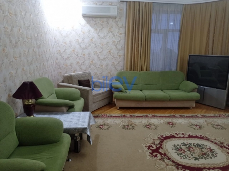 Günlük Kirayə 3 otaqlı Yeni Tikili bina evi  120m², Bakı