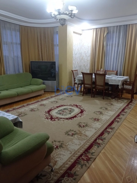 Günlük Kirayə 3 otaqlı Yeni Tikili bina evi  120m², Bakı