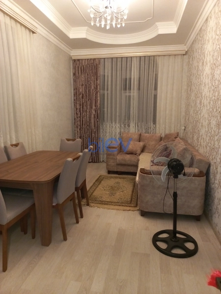 Satış 2 otaqlı Köhnə Tikili bina evi  57m², Bakı