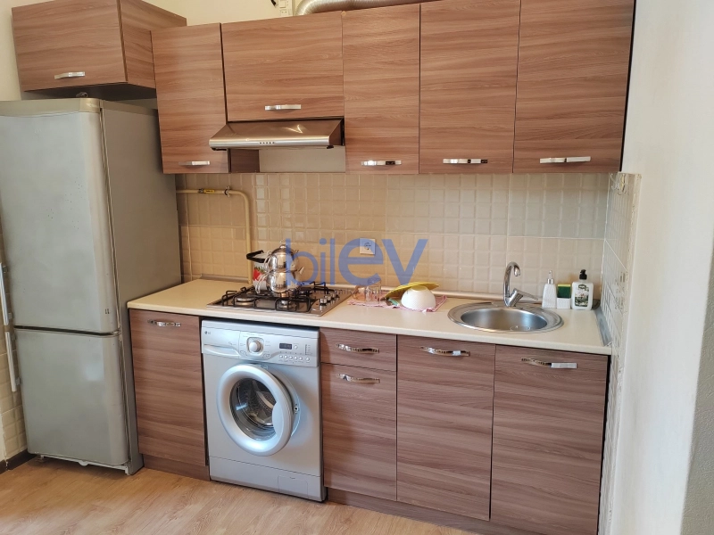 Aylıq Kirayə 3 otaqlı Yeni Tikili bina evi  80m², Bakı