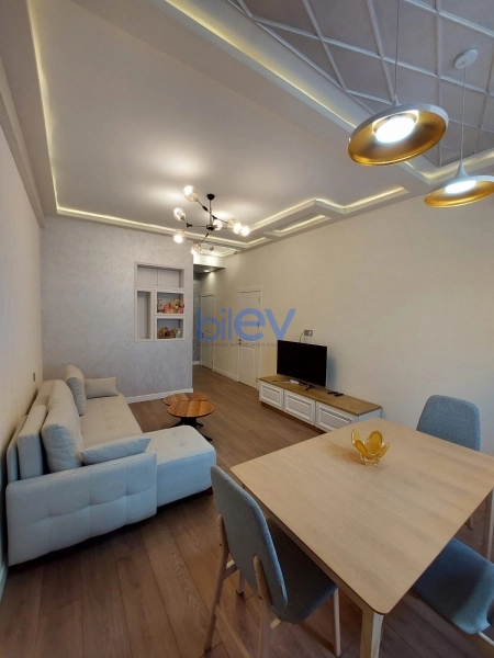 Aylıq Kirayə 2 otaqlı Yeni Tikili bina evi  86m², Bakı