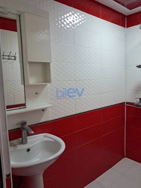 Aylıq Kirayə 2 otaqlı Köhnə Tikili bina evi  50m², Bakı
