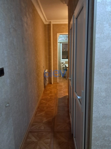 Aylıq Kirayə 2 otaqlı Köhnə Tikili bina evi  50m², Bakı