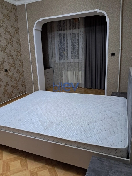 Aylıq Kirayə 2 otaqlı Köhnə Tikili bina evi  50m², Bakı