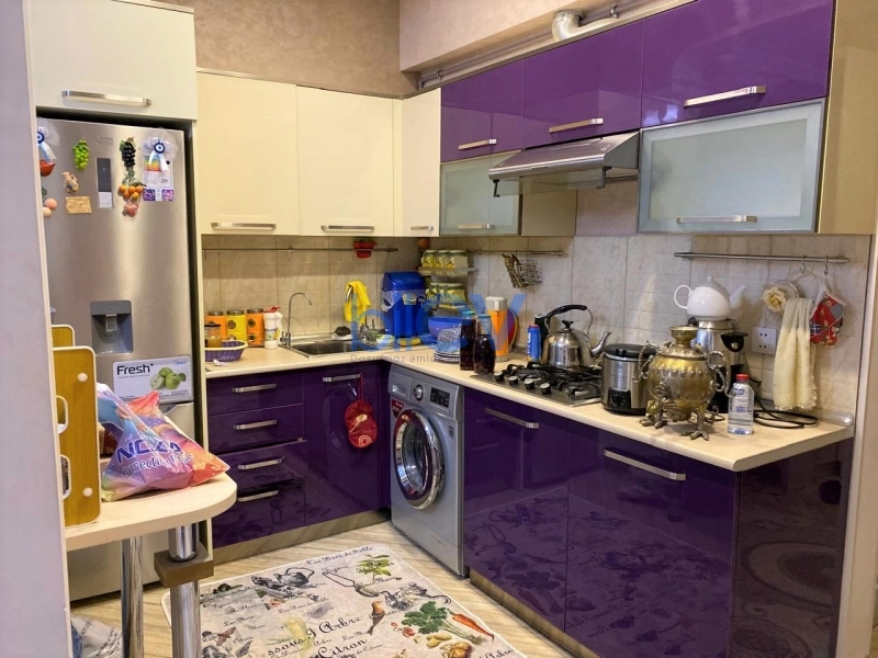Aylıq Kirayə 3 otaqlı Yeni Tikili bina evi  110m², Bakı