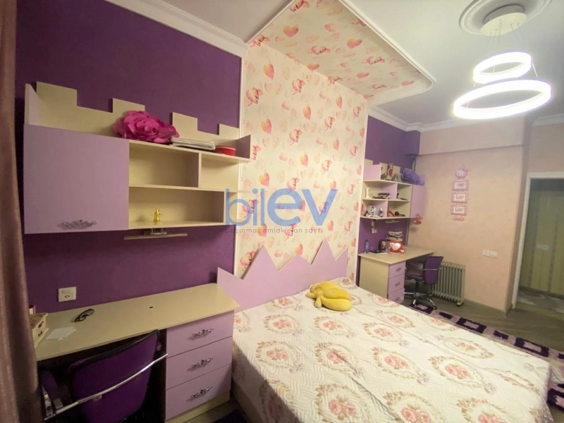 Aylıq Kirayə 3 otaqlı Yeni Tikili bina evi  110m², Bakı