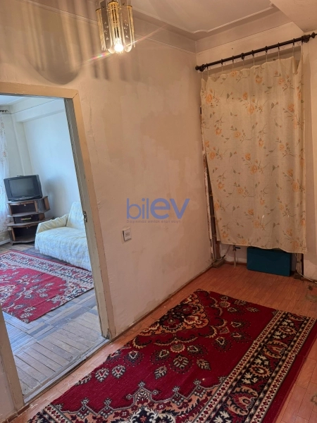 Aylıq Kirayə 2 otaqlı Köhnə Tikili bina evi  50m², Bakı