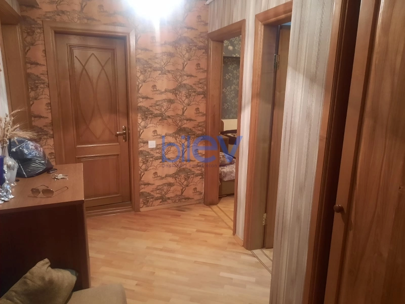 Aylıq Kirayə 2 otaqlı Köhnə Tikili bina evi  60m², Bakı