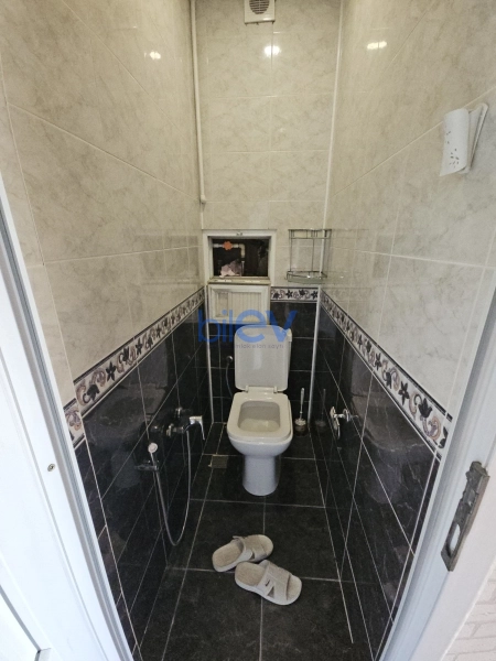 Aylıq Kirayə 3 otaqlı Köhnə Tikili bina evi  65m², Bakı