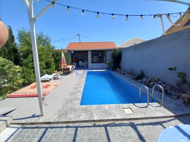 Günlük Kirayə 4 otaqlı Bağ evi  180m², Bakı