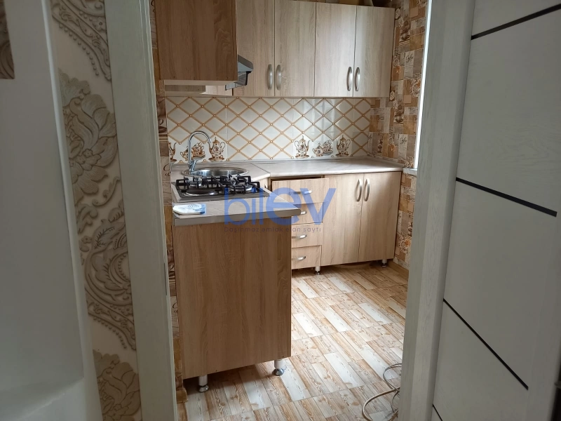 Aylıq Kirayə 3 otaqlı Köhnə Tikili bina evi  80m², Bakı
