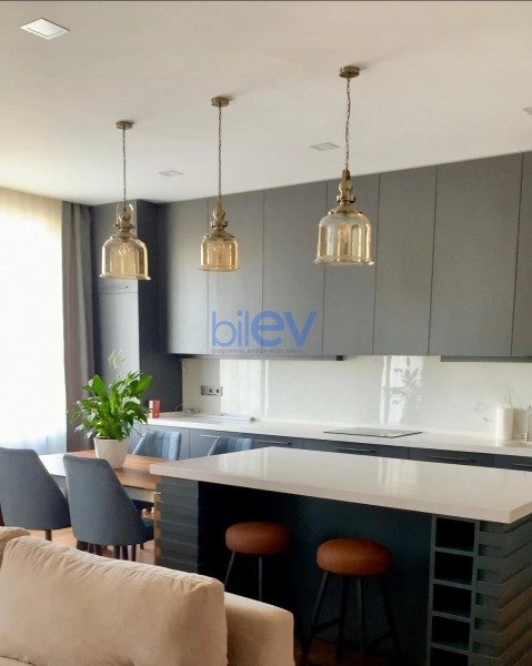 Satış 3 otaqlı Yeni Tikili bina evi  143m², Bakı