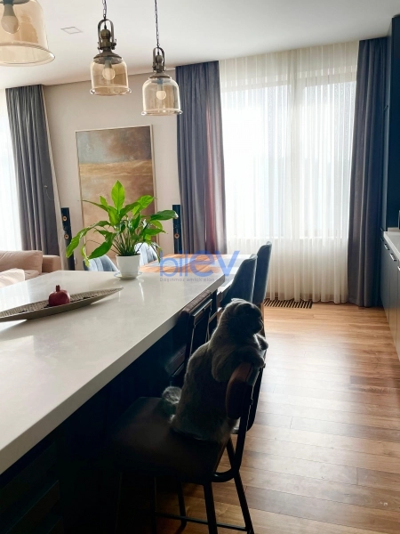 Satış 3 otaqlı Yeni Tikili bina evi  143m², Bakı