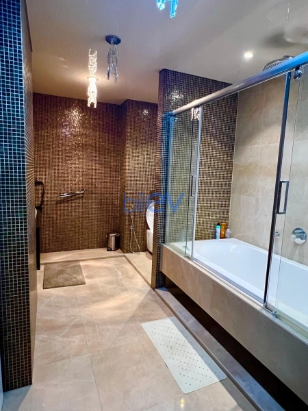 Satış 3 otaqlı Yeni Tikili bina evi  143m², Bakı