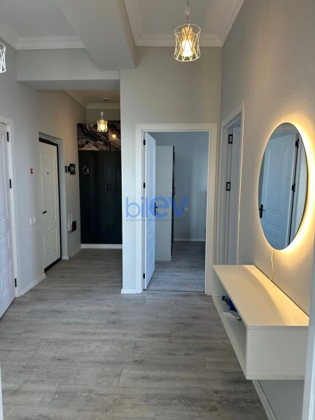 Aylıq Kirayə 3 otaqlı Yeni Tikili bina evi  90m², Bakı