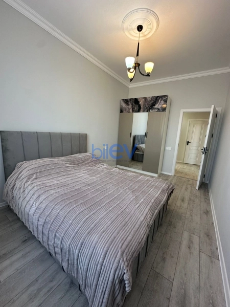 Aylıq Kirayə 3 otaqlı Yeni Tikili bina evi  90m², Bakı
