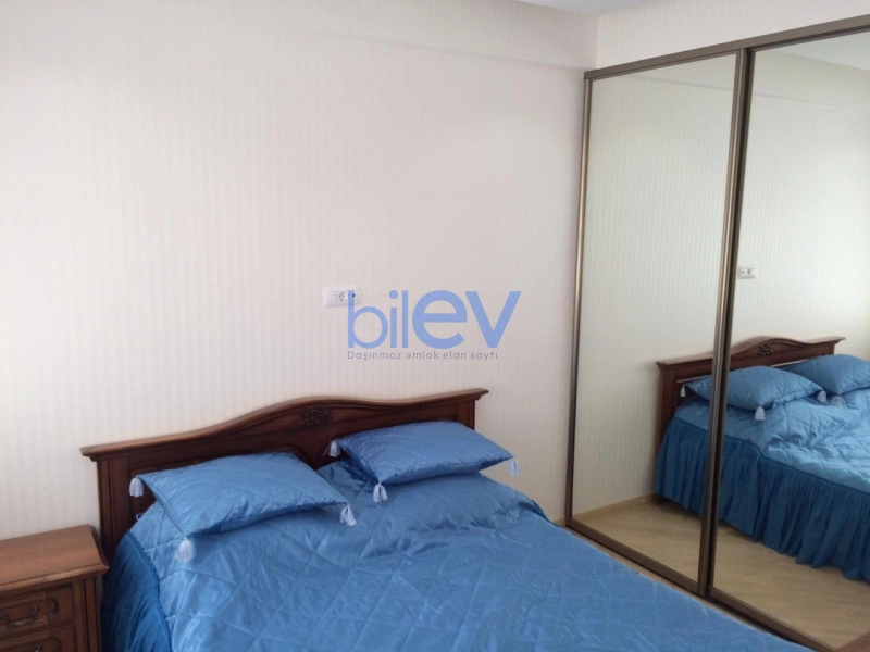 Aylıq Kirayə 3 otaqlı Yeni Tikili bina evi  81m², Bakı