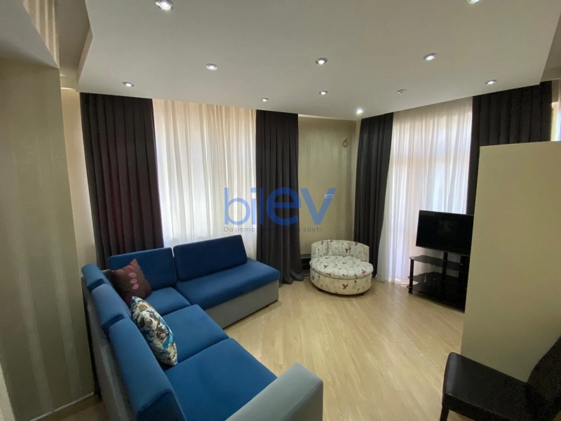 Aylıq Kirayə 3 otaqlı Yeni Tikili bina evi  81m², Bakı