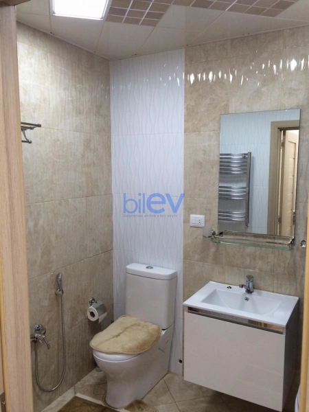 Aylıq Kirayə 3 otaqlı Yeni Tikili bina evi  81m², Bakı