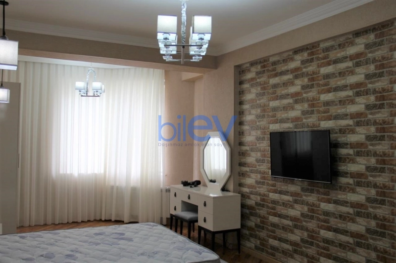 Aylıq Kirayə 3 otaqlı Yeni Tikili bina evi  155m², Bakı