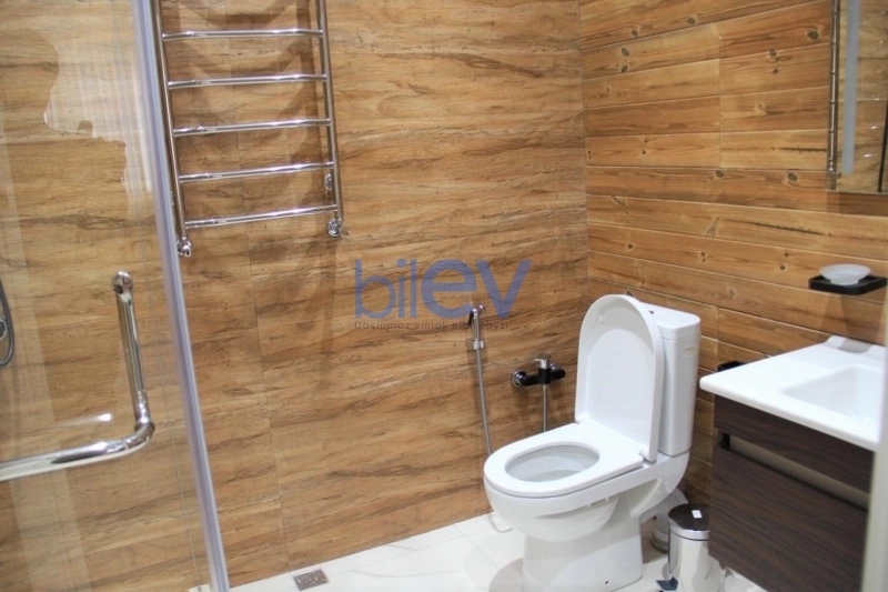 Aylıq Kirayə 3 otaqlı Yeni Tikili bina evi  155m², Bakı