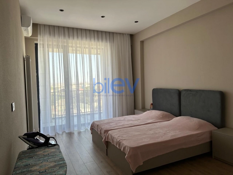 Aylıq Kirayə 4 otaqlı Yeni Tikili bina evi  180m², Bakı