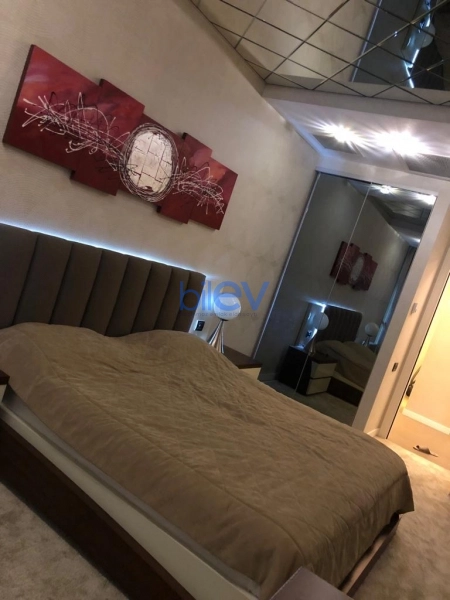 Aylıq Kirayə 3 otaqlı Yeni Tikili bina evi  130m², Bakı