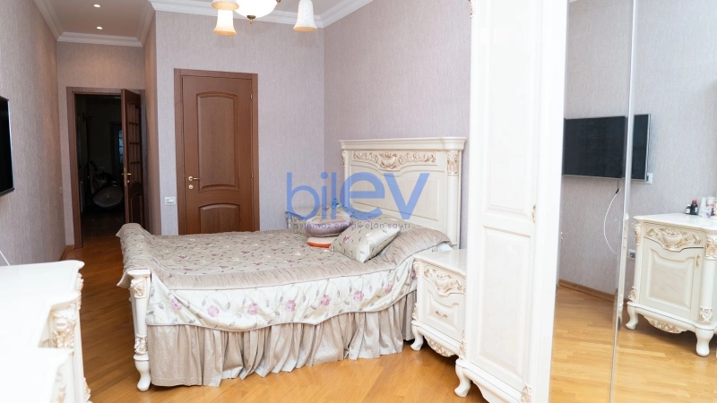 Aylıq Kirayə 4 otaqlı Yeni Tikili bina evi  190m², Bakı