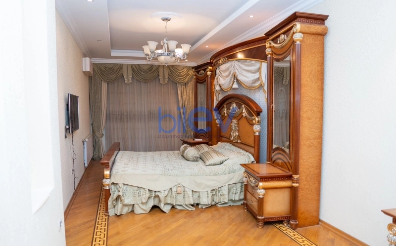 Aylıq Kirayə 4 otaqlı Yeni Tikili bina evi  190m², Bakı